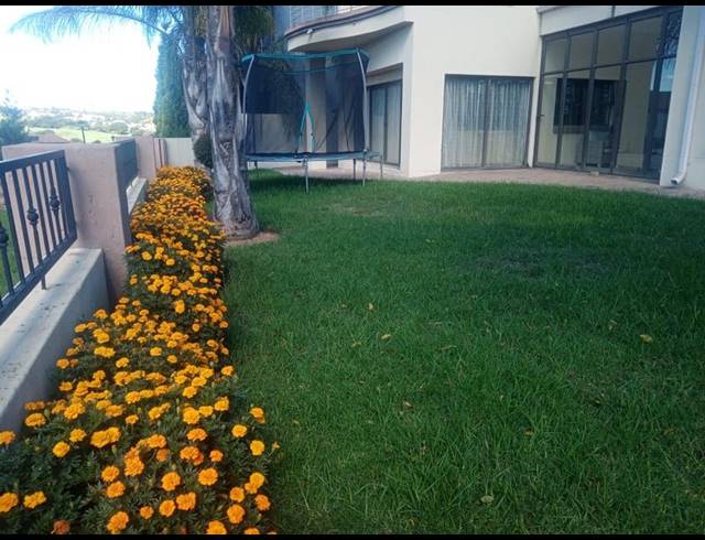 4 BEDROOM HOUSE FOR SALE IN BLUE VALLEY GOLF ESTATE